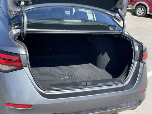 Used 2024 Nissan Sentra SV FWD image 28