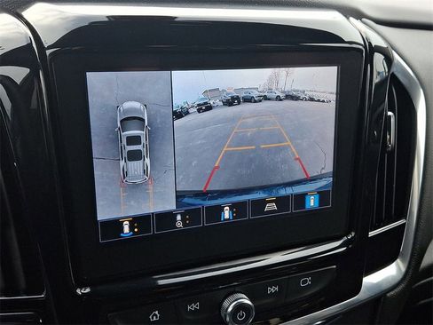 Certified 2023 Chevrolet Traverse LT w/ LT Premium Package image 19