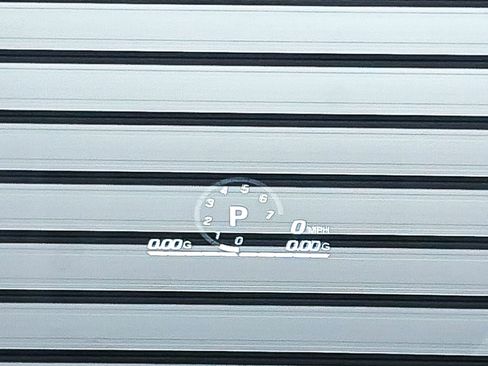 Used 2024 Chevrolet Corvette Stingray Preferred Conv w/ 2LT image 4