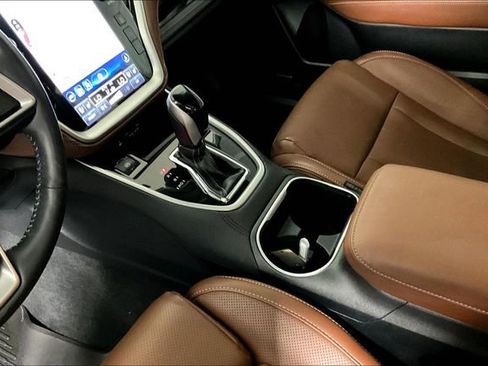 Used 2022 Subaru Outback Touring image 17