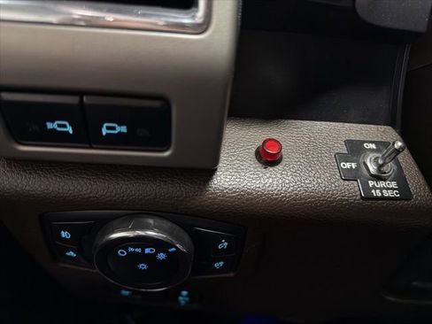 Used 2017 Ford F450 King Ranch w/ King Ranch Ultimate Package image 18