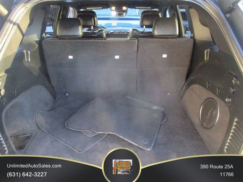 Used 2018 Jeep Grand Cherokee Trailhawk AWD/4WD image 17