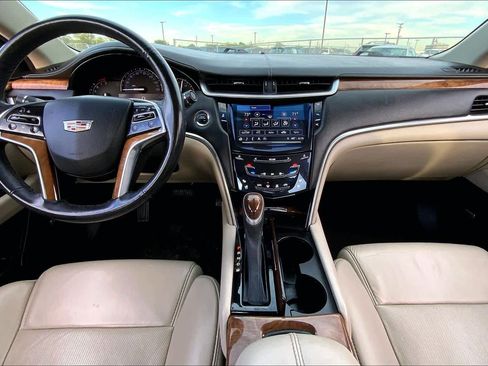 Used 2019 Cadillac XTS Luxury image 14
