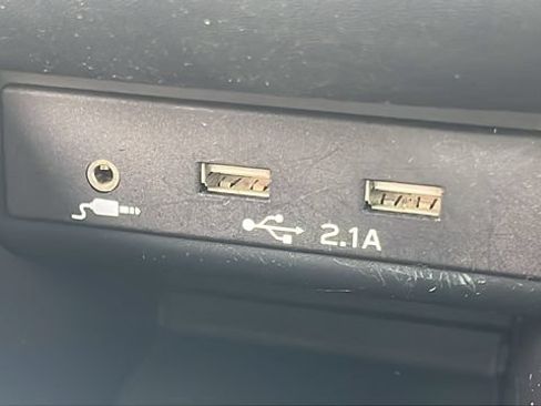 Used 2022 Subaru Outback AWD/4WD image 34