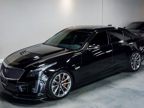Used 2016 Cadillac CTS V image 34