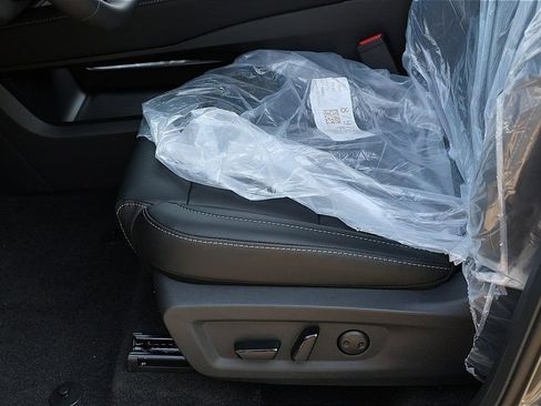 New 2025 Nissan Murano SL w/ Cargo Package AWD/4WD image 16