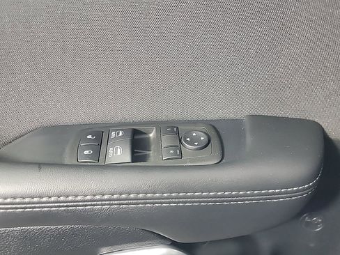 Used 2022 Dodge Challenger R/T w/ Driver Convenience Group RWD image 25