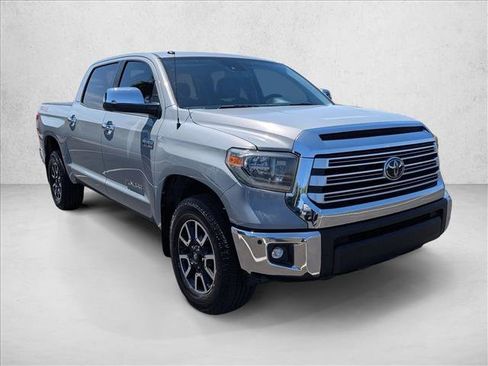 Used 2018 Toyota Tundra Limited w/ Limited Premium Package AWD/4WD image 3
