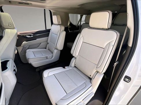 Used 2022 GMC Yukon XL Denali image 22