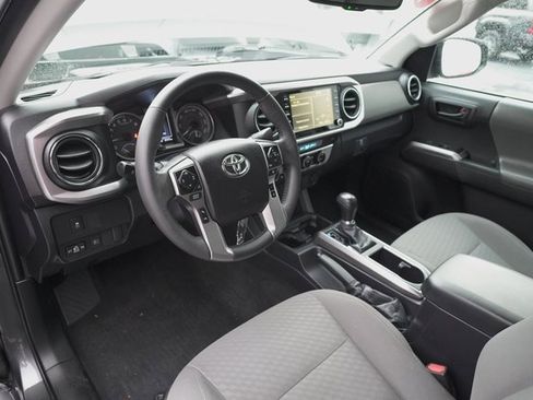 Certified 2022 Toyota Tacoma SR5 image 15