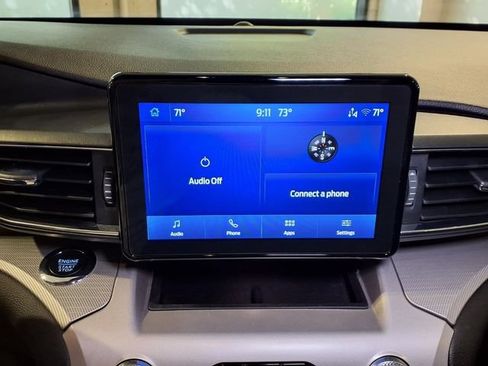 Certified 2023 Ford Explorer XLT w/ Equipment Group 202A AWD/4WD image 6