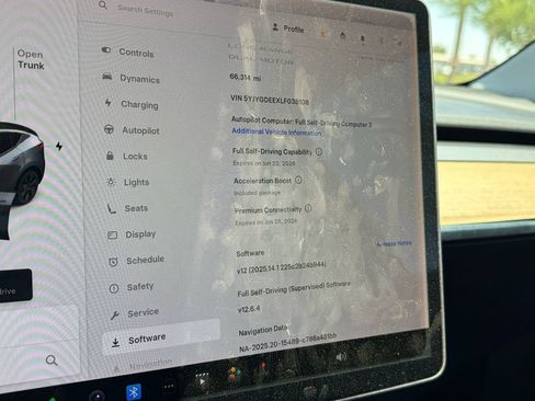 Used 2020 Tesla Model Y Long Range AWD/4WD image 12