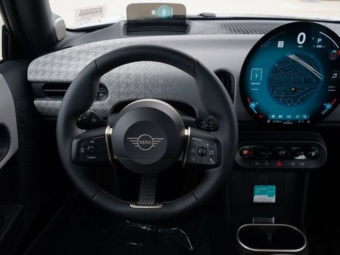 New 2026 MINI Cooper 2-Door Hardtop FWD image 10
