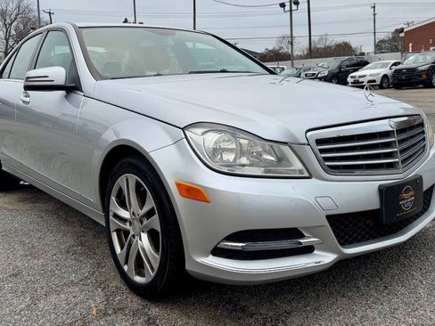 Used 2013 Mercedes-Benz C 300 4MATIC Sedan image 7