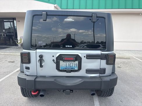 Used 2017 Jeep Wrangler Unlimited Sport w/ Connectivity Group image 4