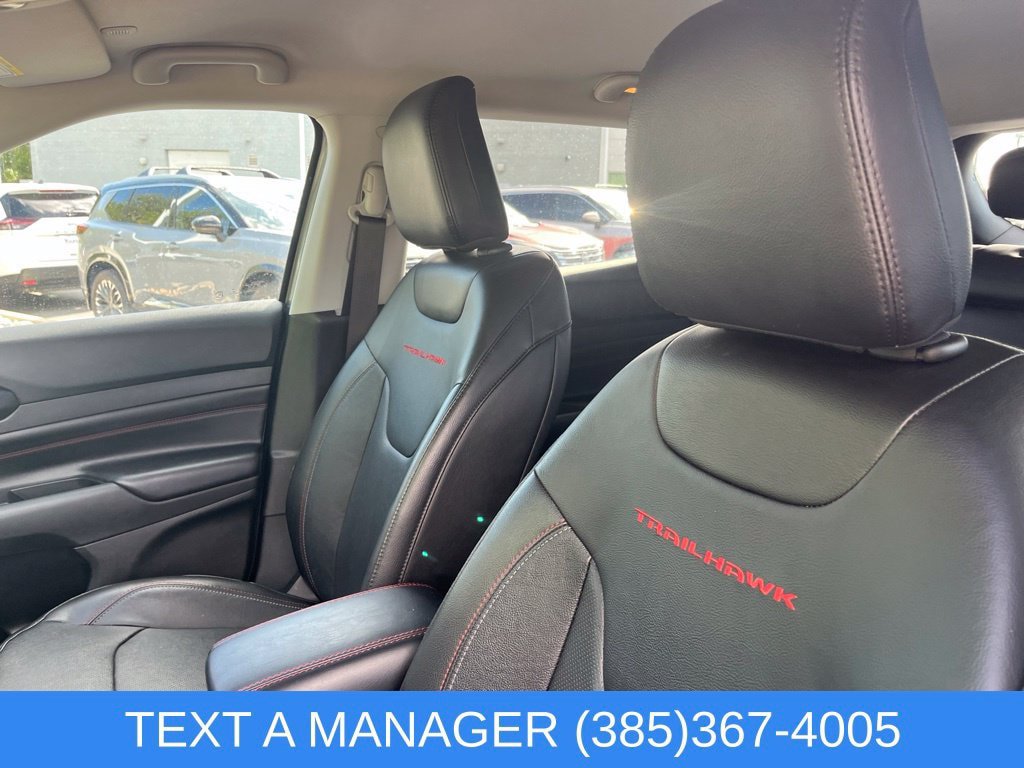 Used 2022 Jeep Compass Trailhawk w/ Trailhawk Elite Group AWD/4WD image 15