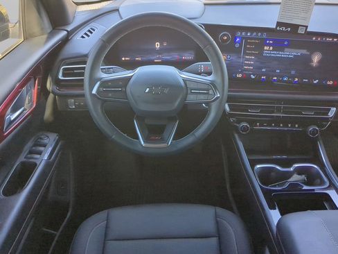 Used 2026 Chevrolet Traverse Z71 w/ Driver Confidence Package image 12