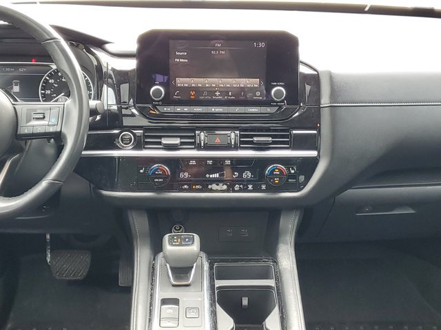 Certified 2022 Nissan Pathfinder SV w/ SV Premium Package AWD/4WD image 25