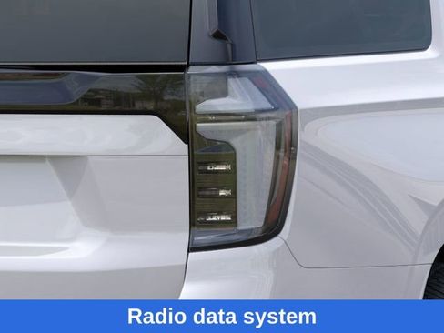 New 2025 Chevrolet Suburban High Country image 12