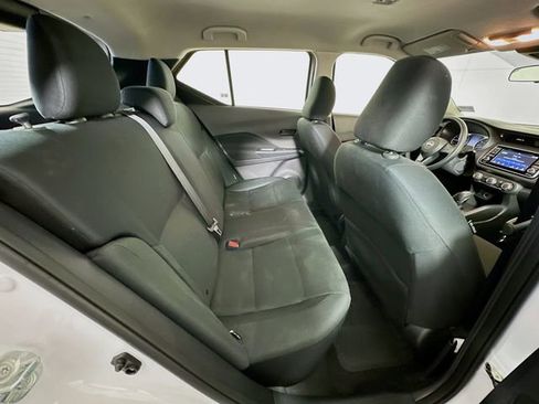 Used 2024 Nissan Kicks S image 25