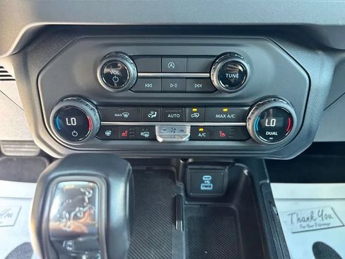 Used 2025 Ford Bronco Outer Banks AWD/4WD image 15