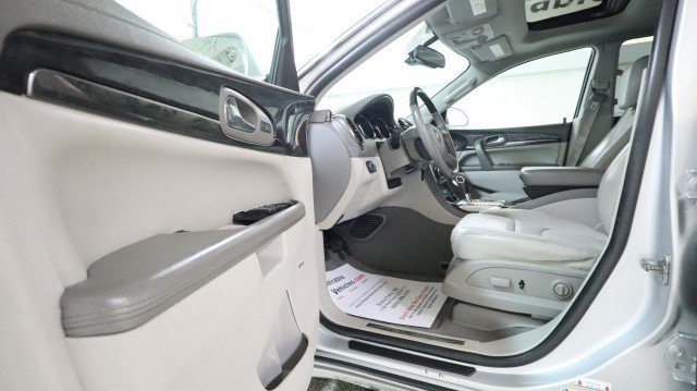 Used 2016 Buick Enclave Leather w/ Trailering Package AWD/4WD image 9