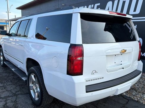 Used 2016 Chevrolet Suburban LT w/ Luxury Package image 3