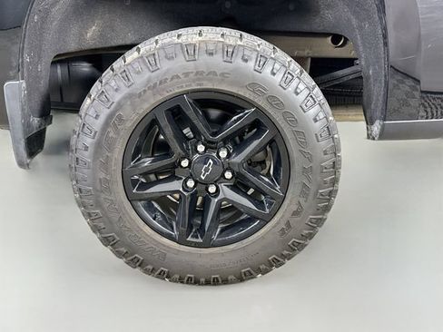 Used 2021 Chevrolet Silverado 1500 LT Trail Boss w/ Bed Protection Package AWD/4WD image 30