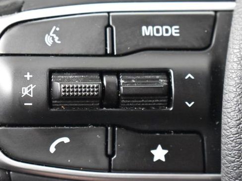 Used 2025 Kia Sportage EX FWD image 25