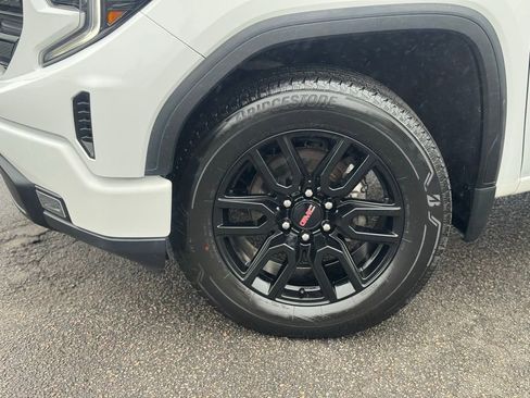 Used 2022 GMC Sierra 1500 Elevation AWD/4WD image 10