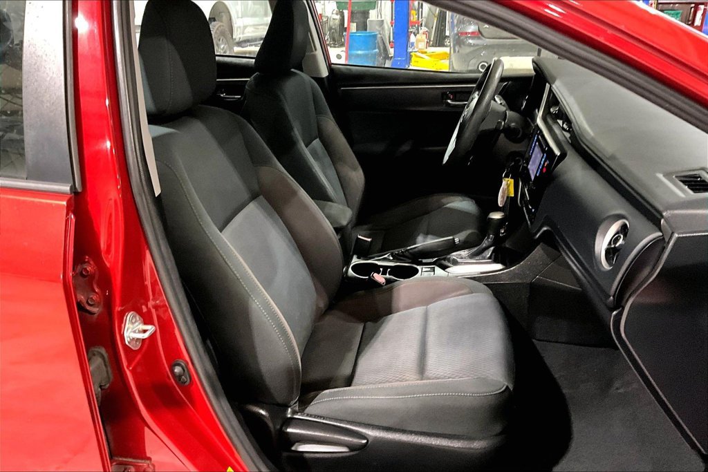 Used 2019 Toyota Corolla LE FWD image 7