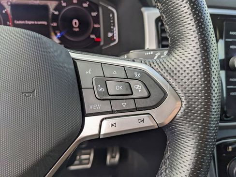 Certified 2022 Volkswagen Atlas SEL R-Line AWD/4WD image 30