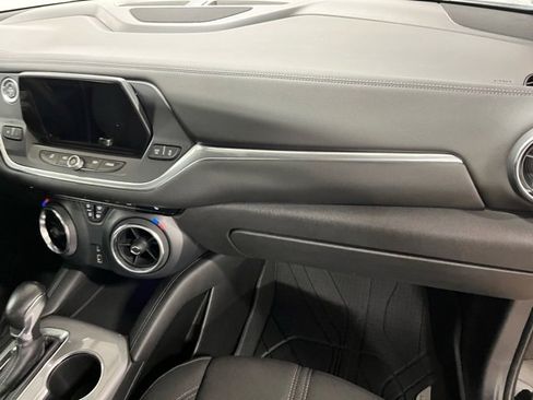 Used 2020 Chevrolet Blazer LT image 18