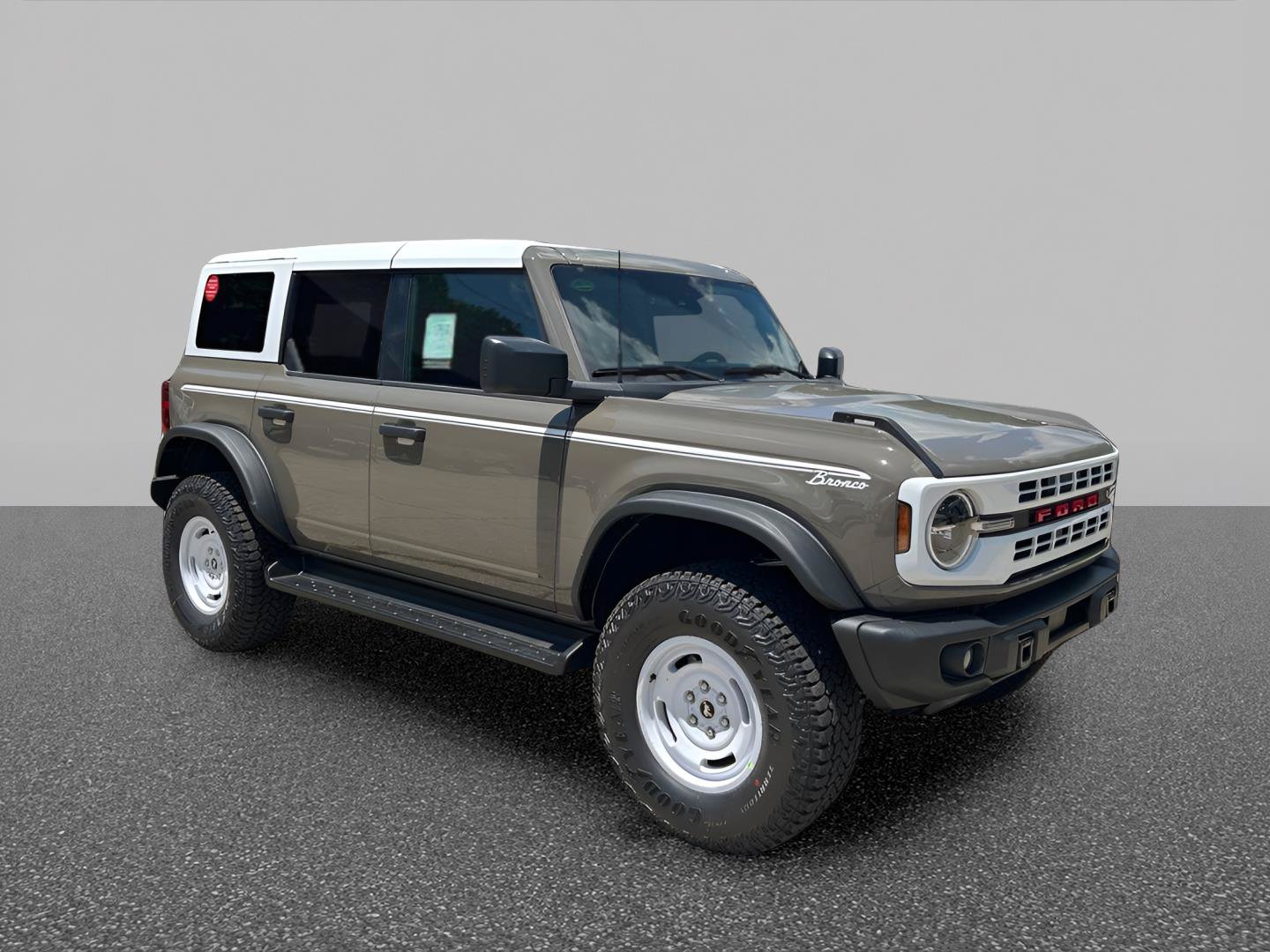 New 2026 Ford Bronco Heritage Edition AWD/4WD image 2