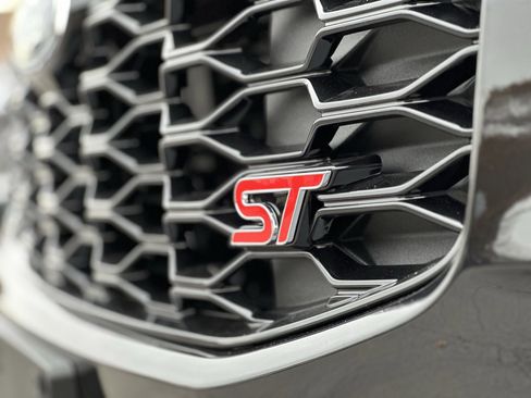 New 2026 Ford Explorer ST image 7