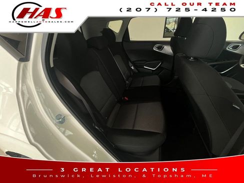 Used 2023 Kia Soul LX FWD image 13