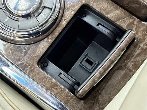 Used 2016 INFINITI QX80 2WD w/ Driver's Assistance Package image 35