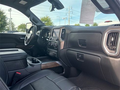 Used 2022 Chevrolet Silverado 3500 High Country image 44