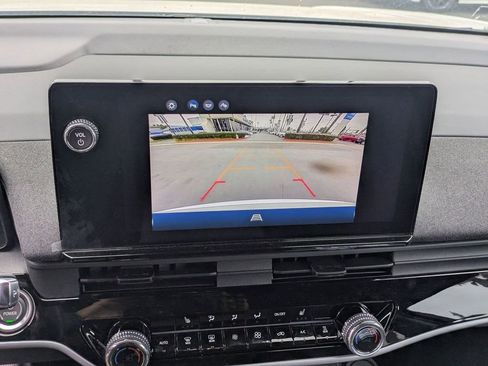 Used 2025 Honda Prologue EX image 7