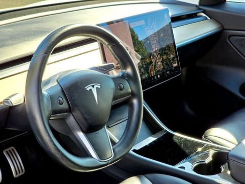 Used 2019 Tesla Model 3 Performance AWD/4WD image 12