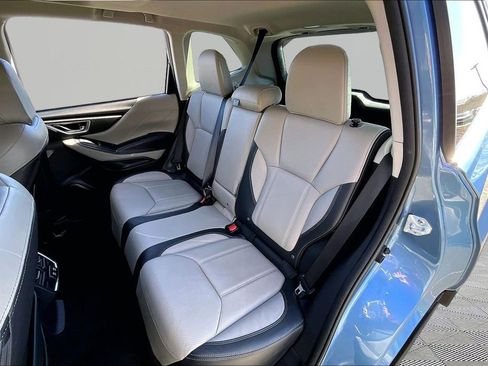 Used 2023 Subaru Forester Limited image 18