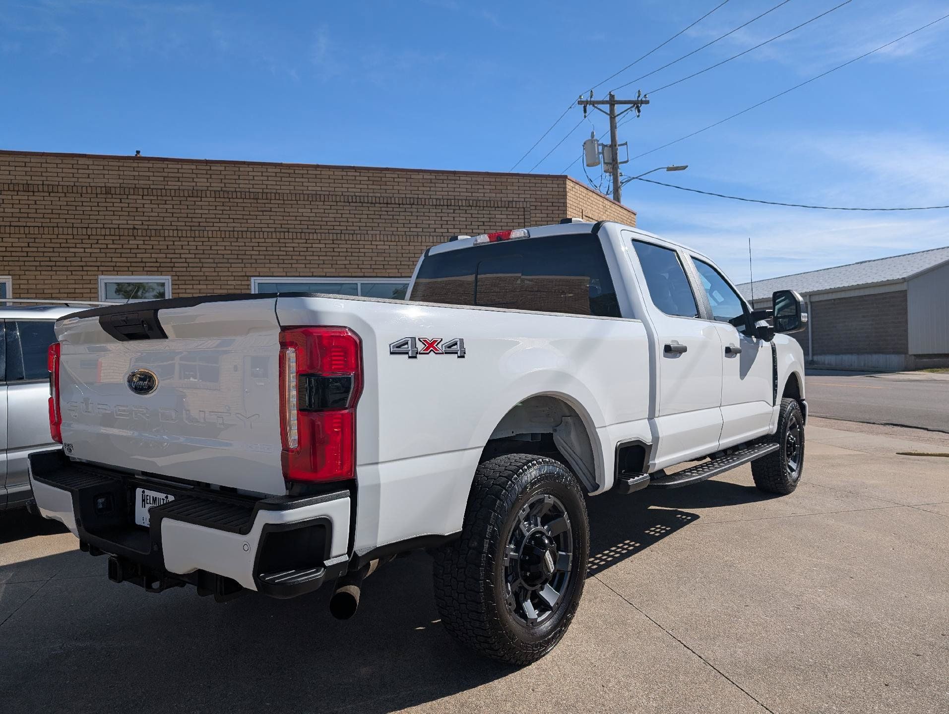 Used 2023 Ford F250 XL w/ STX Appearance Package AWD/4WD image 6