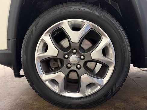 Used 2018 Jeep Compass Limited image 9