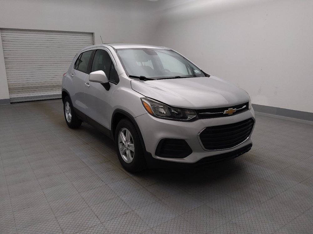Used 2020 Chevrolet Trax LS FWD image 13
