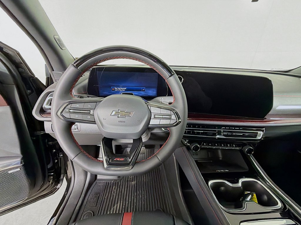 New 2026 Chevrolet Traverse RS w/ LPO, Floor Liner Package AWD/4WD image 13