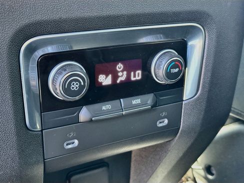 Used 2021 Chevrolet Tahoe Z71 AWD/4WD image 16
