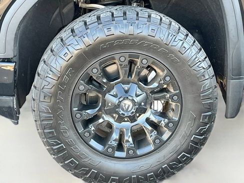 Used 2026 GMC Sierra 1500 AT4 w/ AT4 Premium Package AWD/4WD image 32