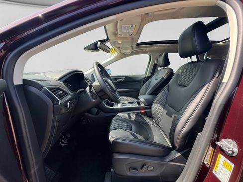 Used 2024 Ford Edge Titanium w/ Equipment Group 301A AWD/4WD image 20