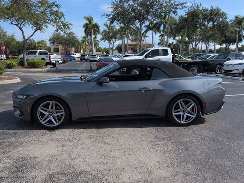 Certified 2024 Ford Mustang Convertible RWD image 6