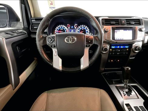 Used 2014 Toyota 4Runner Limited image 5